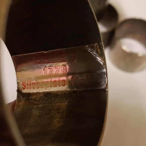 EALES 1779 napkin Rings Holders Silver Plated EUC - Picture 5 of 5